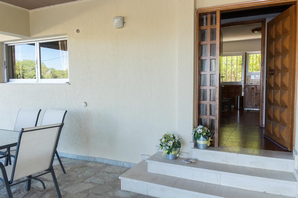 Sunset Beach House كاتو أليبوخوريون المظهر الخارجي الصورة